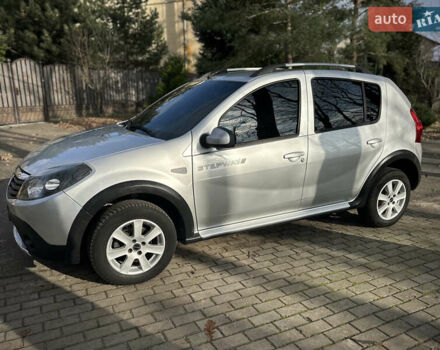 Сірий Дачія Sandero StepWay, об'ємом двигуна 1.6 л та пробігом 239 тис. км за 6900 $, фото 5 на Automoto.ua