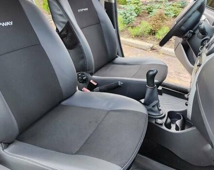 Серый Дачия Sandero StepWay, объемом двигателя 1.5 л и пробегом 190 тыс. км за 7300 $, фото 19 на Automoto.ua