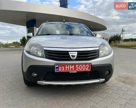 Сірий Дачія Sandero StepWay, об'ємом двигуна 1.6 л та пробігом 182 тис. км за 6999 $, фото 1 на Automoto.ua