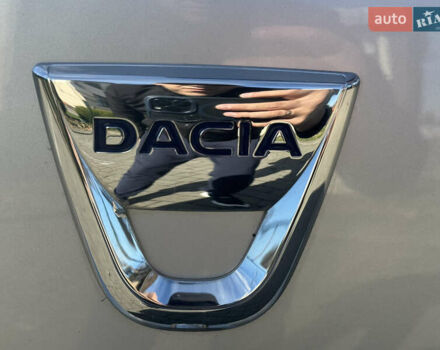 Дачия Sandero StepWay 2012 в Стрые на Automoto.ua Серый Дачия Sandero StepWay, объемом двигателя 1.6 л и пробегом 94 тыс. км за 6899 $, фото 11 на Automoto.ua