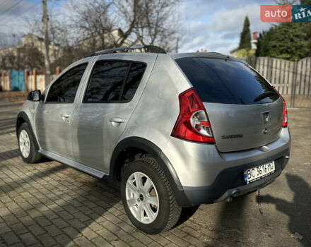 Сірий Дачія Sandero StepWay, об'ємом двигуна 1.6 л та пробігом 239 тис. км за 6900 $, фото 8 на Automoto.ua