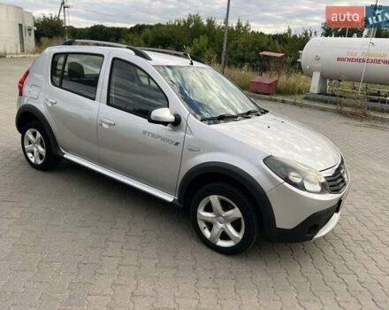 Сірий Дачія Sandero StepWay, об'ємом двигуна 1.6 л та пробігом 182 тис. км за 6999 $, фото 9 на Automoto.ua