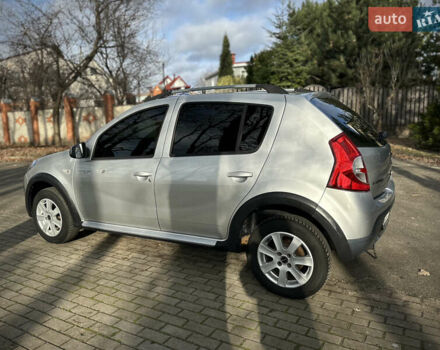 Сірий Дачія Sandero StepWay, об'ємом двигуна 1.6 л та пробігом 239 тис. км за 6900 $, фото 7 на Automoto.ua