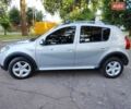 Серый Дачия Sandero StepWay, объемом двигателя 1.5 л и пробегом 190 тыс. км за 7300 $, фото 3 на Automoto.ua