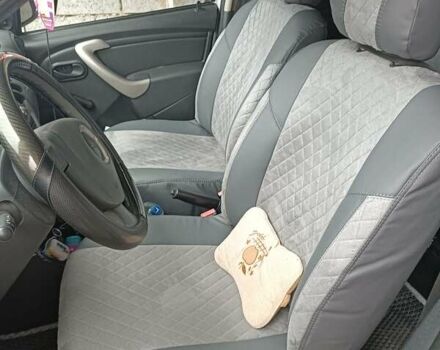 Серый Дачия Sandero StepWay, объемом двигателя 1.6 л и пробегом 237 тыс. км за 5800 $, фото 22 на Automoto.ua