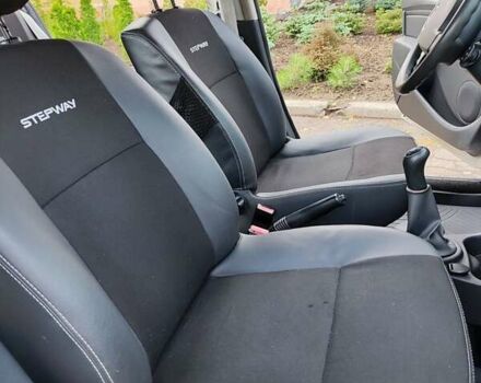 Серый Дачия Sandero StepWay, объемом двигателя 1.5 л и пробегом 190 тыс. км за 7300 $, фото 15 на Automoto.ua