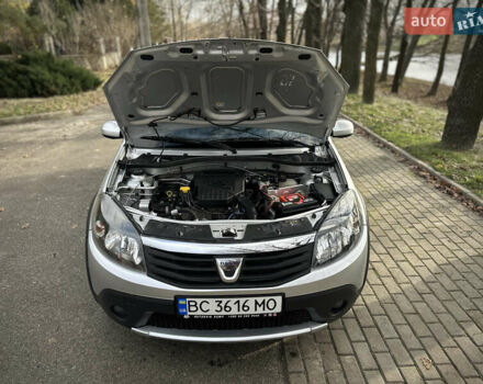 Сірий Дачія Sandero StepWay, об'ємом двигуна 1.6 л та пробігом 239 тис. км за 6900 $, фото 28 на Automoto.ua