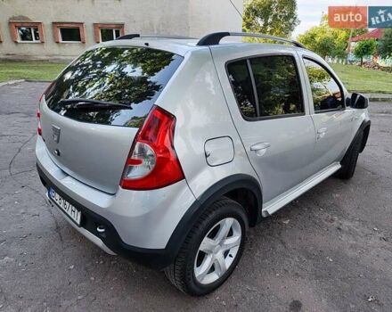 Серый Дачия Sandero StepWay, объемом двигателя 1.5 л и пробегом 190 тыс. км за 7300 $, фото 7 на Automoto.ua