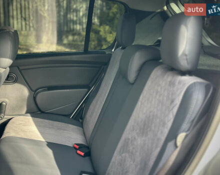 Сірий Дачія Sandero StepWay, об'ємом двигуна 1.6 л та пробігом 239 тис. км за 6900 $, фото 39 на Automoto.ua