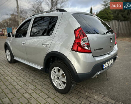 Сірий Дачія Sandero StepWay, об'ємом двигуна 1.6 л та пробігом 239 тис. км за 6900 $, фото 13 на Automoto.ua