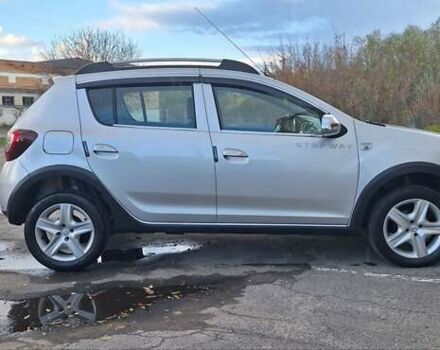 Серый Дачия Sandero StepWay, объемом двигателя 1.5 л и пробегом 191 тыс. км за 8500 $, фото 6 на Automoto.ua
