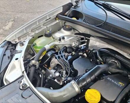 Серый Дачия Sandero StepWay, объемом двигателя 1.5 л и пробегом 191 тыс. км за 8500 $, фото 29 на Automoto.ua