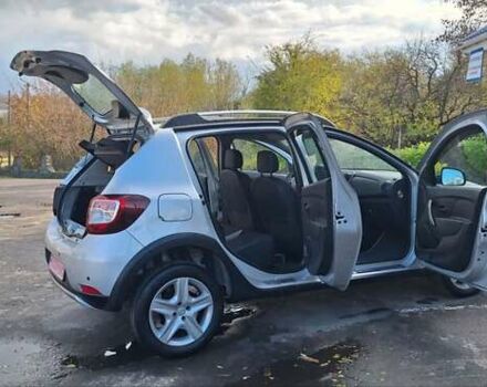 Серый Дачия Sandero StepWay, объемом двигателя 1.5 л и пробегом 191 тыс. км за 8500 $, фото 40 на Automoto.ua