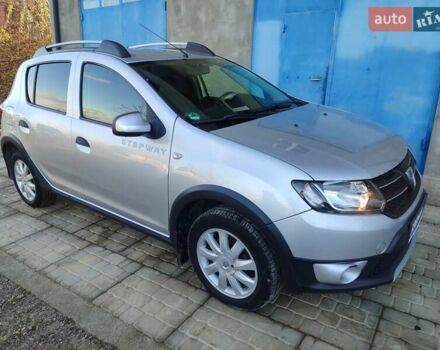 Сірий Дачія Sandero StepWay, об'ємом двигуна 0.9 л та пробігом 197 тис. км за 5500 $, фото 2 на Automoto.ua