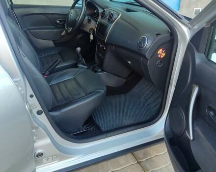 Сірий Дачія Sandero StepWay, об'ємом двигуна 0.9 л та пробігом 197 тис. км за 5500 $, фото 9 на Automoto.ua