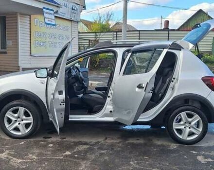 Серый Дачия Sandero StepWay, объемом двигателя 1.5 л и пробегом 191 тыс. км за 8500 $, фото 36 на Automoto.ua