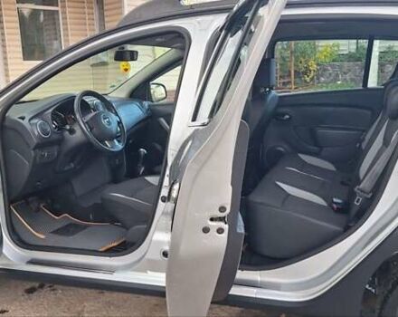 Серый Дачия Sandero StepWay, объемом двигателя 1.5 л и пробегом 191 тыс. км за 8500 $, фото 12 на Automoto.ua