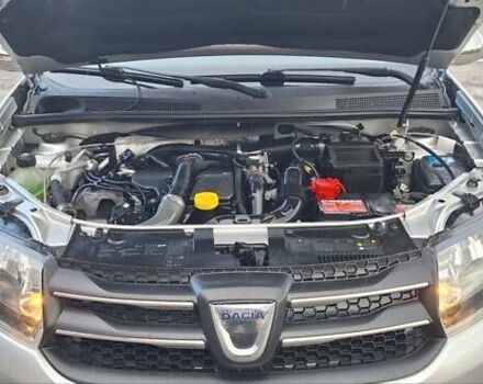 Серый Дачия Sandero StepWay, объемом двигателя 1.5 л и пробегом 191 тыс. км за 8500 $, фото 31 на Automoto.ua