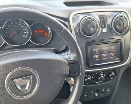 Серый Дачия Sandero StepWay, объемом двигателя 1.5 л и пробегом 191 тыс. км за 8500 $, фото 100 на Automoto.ua