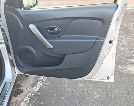 Серый Дачия Sandero StepWay, объемом двигателя 1.5 л и пробегом 191 тыс. км за 8500 $, фото 68 на Automoto.ua