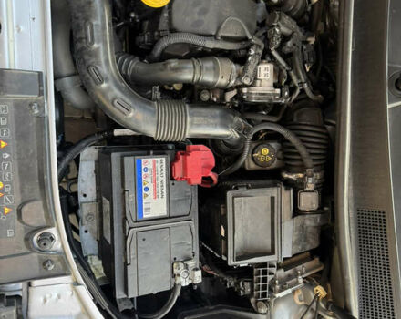 Серый Дачия Sandero StepWay, объемом двигателя 1.5 л и пробегом 130 тыс. км за 9600 $, фото 13 на Automoto.ua