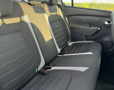 Серый Дачия Sandero StepWay, объемом двигателя 1.5 л и пробегом 130 тыс. км за 9600 $, фото 9 на Automoto.ua