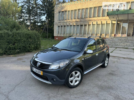 Сірий Дачія Sandero StepWay, об'ємом двигуна 1.5 л та пробігом 228 тис. км за 6650 $, фото 1 на Automoto.ua