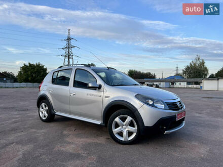 Дачия Sandero StepWay 2011 в Кролевце на Automoto.ua Серый Дачия Sandero StepWay, объемом двигателя 1.6 л и пробегом 215 тыс. км за 6900 $, фото 1 на Automoto.ua