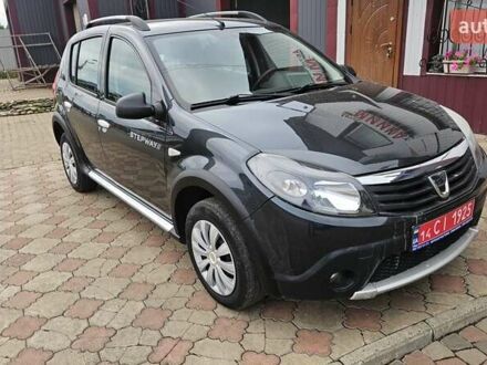 Дачия Sandero StepWay 2011 в Калуше на Automoto.ua Серый Дачия Sandero StepWay, объемом двигателя 1.6 л и пробегом 191 тыс. км за 5500 $, фото 1 на Automoto.ua