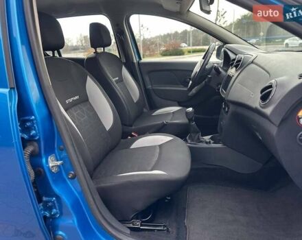 Синий Дачия Sandero StepWay, объемом двигателя 1.5 л и пробегом 219 тыс. км за 7950 $, фото 13 на Automoto.ua