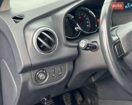 Синий Дачия Sandero StepWay, объемом двигателя 1.5 л и пробегом 219 тыс. км за 7950 $, фото 18 на Automoto.ua