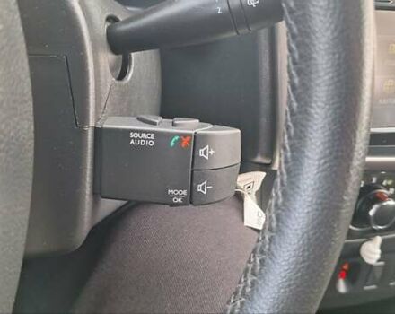 Синій Дачія Sandero StepWay, об'ємом двигуна 1.5 л та пробігом 198 тис. км за 8900 $, фото 135 на Automoto.ua