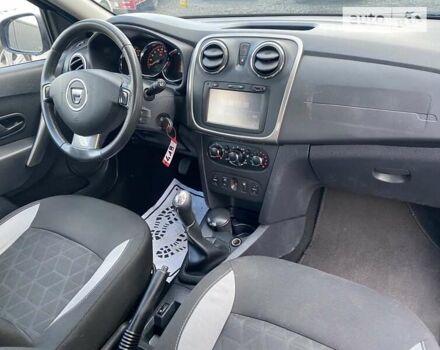 Синій Дачія Sandero StepWay, об'ємом двигуна 1.5 л та пробігом 170 тис. км за 7700 $, фото 24 на Automoto.ua