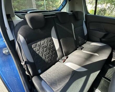 Дачия Sandero StepWay 2016 в Буче на Automoto.ua Синий Дачия Sandero StepWay, объемом двигателя 0 л и пробегом 91 тыс. км за 7700 $, фото 22 на Automoto.ua