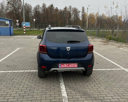 Синий Дачия Sandero StepWay, объемом двигателя 1.5 л и пробегом 221 тыс. км за 9400 $, фото 5 на Automoto.ua