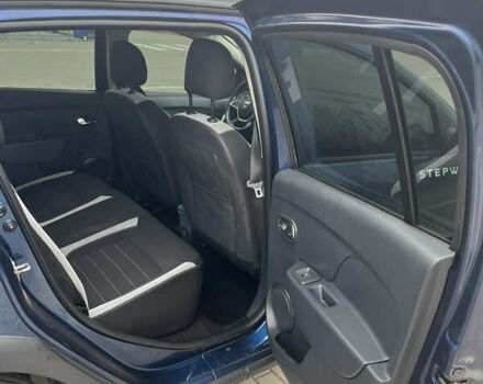 Синий Дачия Sandero StepWay, объемом двигателя 1.5 л и пробегом 221 тыс. км за 9400 $, фото 9 на Automoto.ua