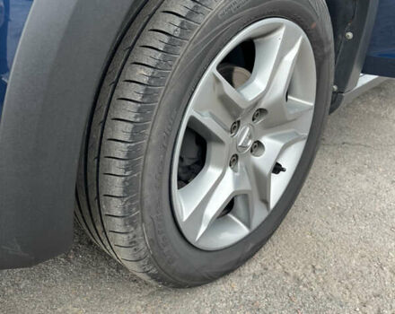 Синий Дачия Sandero StepWay, объемом двигателя 1.5 л и пробегом 221 тыс. км за 9400 $, фото 13 на Automoto.ua