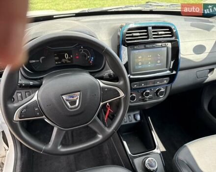 Белый Дачия Spring, объемом двигателя 0 л и пробегом 9 тыс. км за 7950 $, фото 33 на Automoto.ua