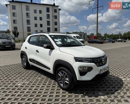 Белый Дачия Spring, объемом двигателя 0 л и пробегом 9 тыс. км за 7950 $, фото 3 на Automoto.ua