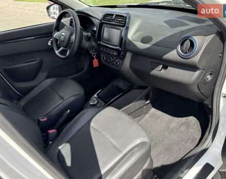 Белый Дачия Spring, объемом двигателя 0 л и пробегом 11 тыс. км за 8550 $, фото 33 на Automoto.ua