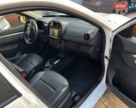 Белый Дачия Spring, объемом двигателя 0 л и пробегом 60 тыс. км за 5900 $, фото 5 на Automoto.ua