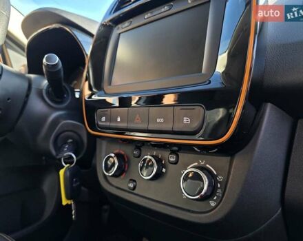 Белый Дачия Spring, объемом двигателя 0 л и пробегом 27 тыс. км за 9150 $, фото 23 на Automoto.ua