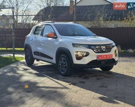 Белый Дачия Spring, объемом двигателя 0 л и пробегом 27 тыс. км за 9150 $, фото 5 на Automoto.ua