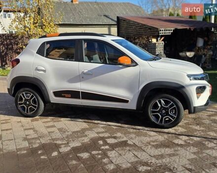 Белый Дачия Spring, объемом двигателя 0 л и пробегом 27 тыс. км за 9150 $, фото 8 на Automoto.ua