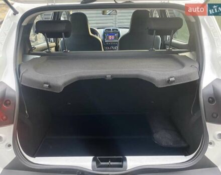 Білий Дачія Spring, об'ємом двигуна 0 л та пробігом 27 тис. км за 8900 $, фото 52 на Automoto.ua