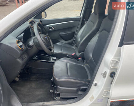 Білий Дачія Spring, об'ємом двигуна 0 л та пробігом 80 тис. км за 8700 $, фото 9 на Automoto.ua