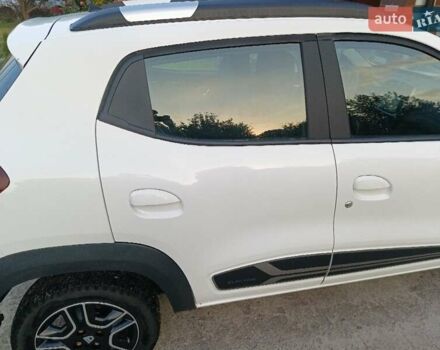 Белый Дачия Spring, объемом двигателя 0 л и пробегом 41 тыс. км за 9800 $, фото 24 на Automoto.ua