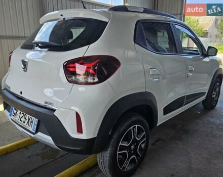 Белый Дачия Spring, объемом двигателя 0 л и пробегом 32 тыс. км за 9800 $, фото 8 на Automoto.ua