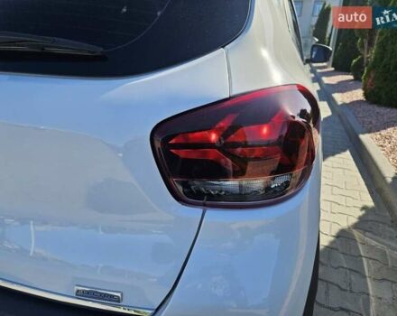 Белый Дачия Spring, объемом двигателя 0 л и пробегом 32 тыс. км за 9800 $, фото 16 на Automoto.ua