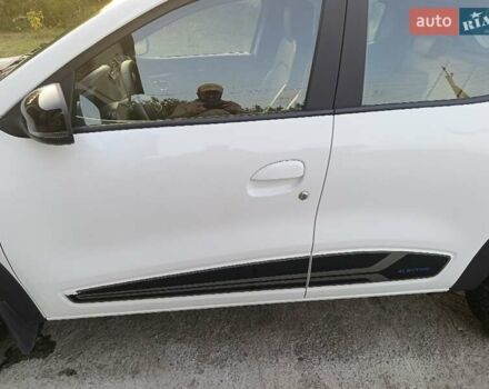Белый Дачия Spring, объемом двигателя 0 л и пробегом 41 тыс. км за 9800 $, фото 21 на Automoto.ua